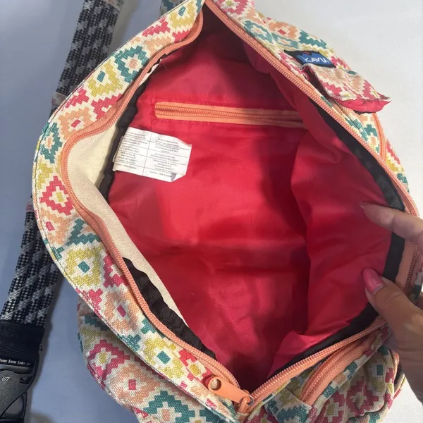KAVU Rope Bag Aztec‎ Geometric Sling Crossbody Backpack Outdoors Hiking READ - Image 4
