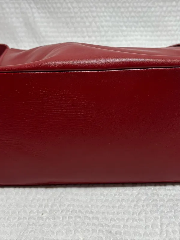 The Sak red leather shoulder bag zip closure, detachable strap interior pockets - Image 7