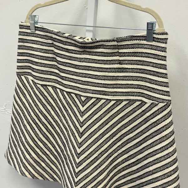 LOFT Ann Taylor Black White Chevron Striped Textured A-Line Mini Skirt Size Lg - Image 5