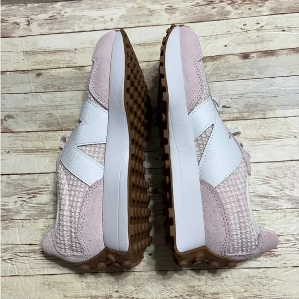 New Balance 327 Sneakers Women's Size 10 Pink White Gingham Viral Seersucker NEW - Image 7