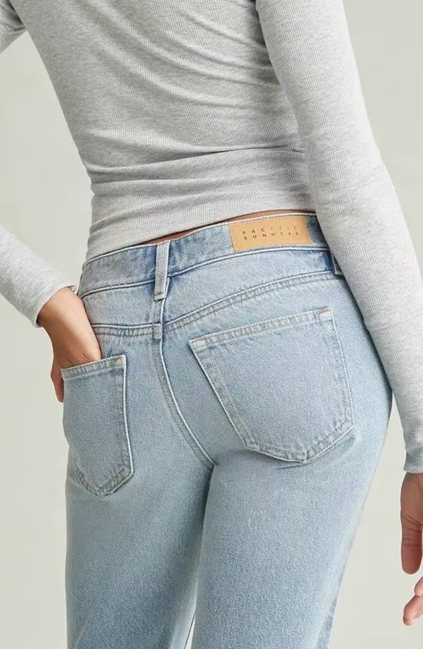 Pacsun Women’s Jade Low Rise Bootcut Jeans Light Blue - Image 4