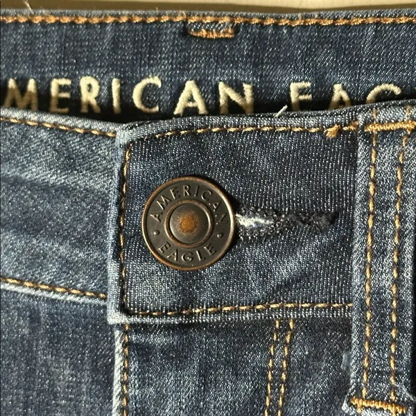 American Eagle 360 Next Level Stretch Distressed Hi Rise Jeggings - Image 3
