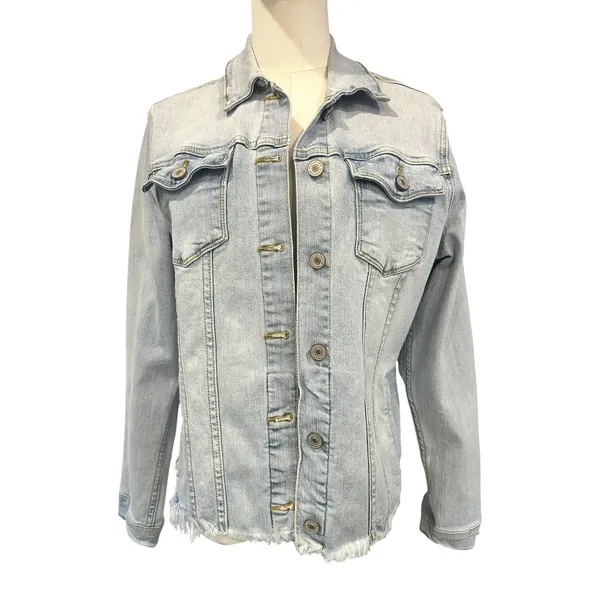 KanCan Crop Frayed Denim Jacket Boho Chic Light Wash Large Distressed Y2K Vibe - Image 2
