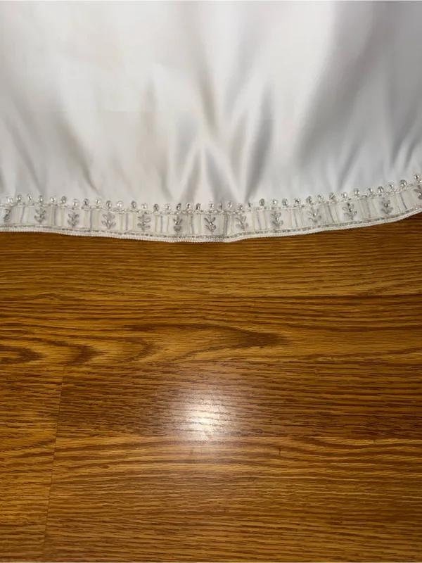 Spectacular Vintage Y2K Dere Kiang Heavily Beaded Wedding Gown - Image 2