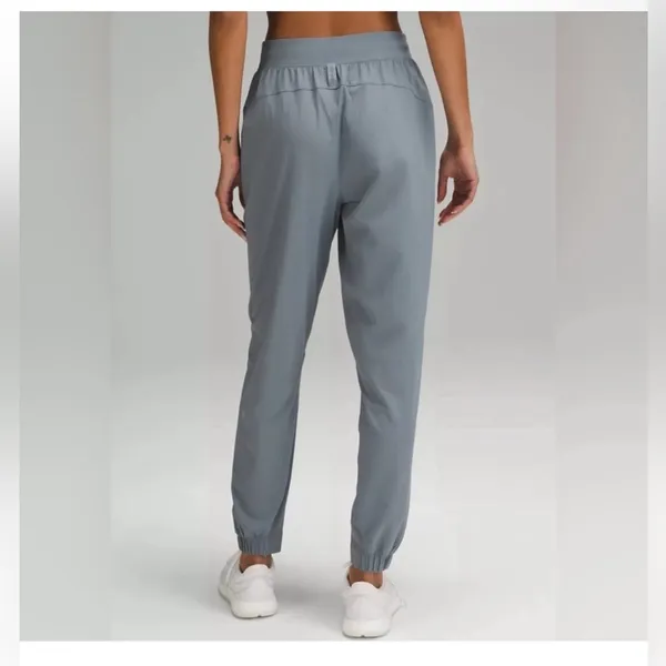 NWT Lululemon License to Train HR Pant /Belgian Blue - Image 3