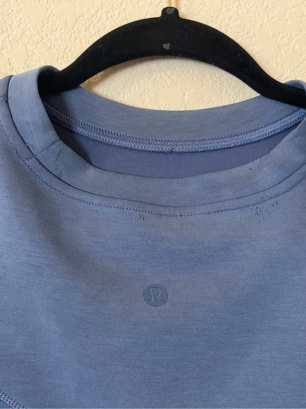 Lululemon Softstreme Gathered T-Shirt - Image 4