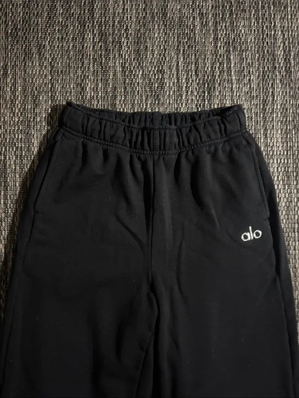 Alo Yoga Accolade Jogger Sweatpant High Rise Black - Image 3