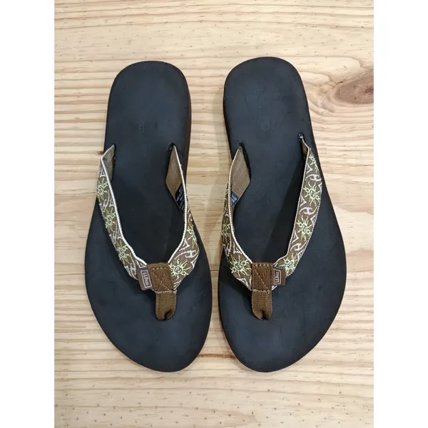 L.L. Bean Women's Maine Isle Flip Flops Brown Sun Motif Thong Sandals Size 7 M - Image 3