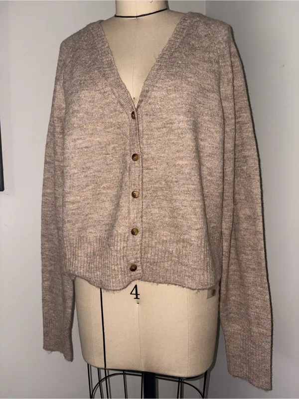 Free People School Girl Cardigan Feather Gray Size Large - Image 8