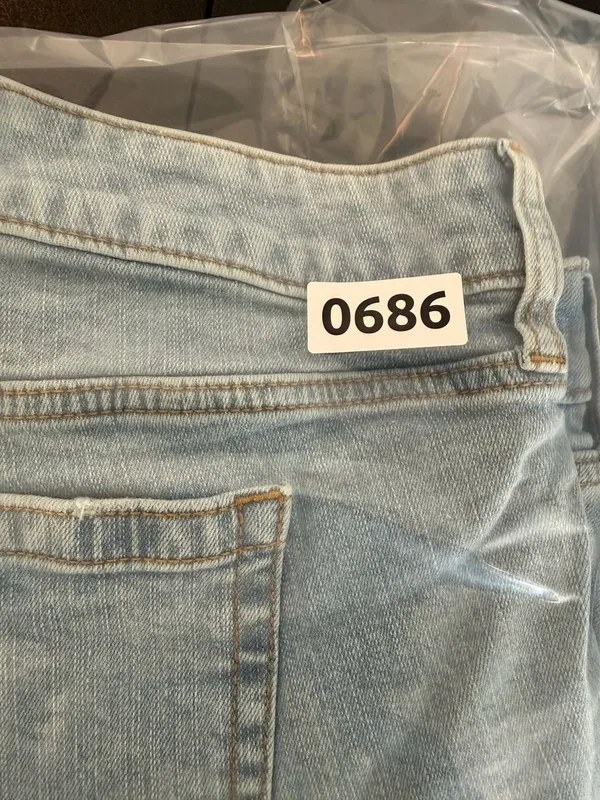 Torrid Mid-Rise Mid Short Vintage Stretch Denim Cutoff Shorts Size 14 - Image 7