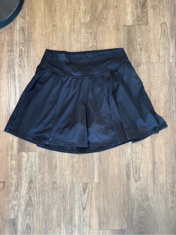 Gilly Hicks Black Athletic Skort with Elastic Waistband - Image 2