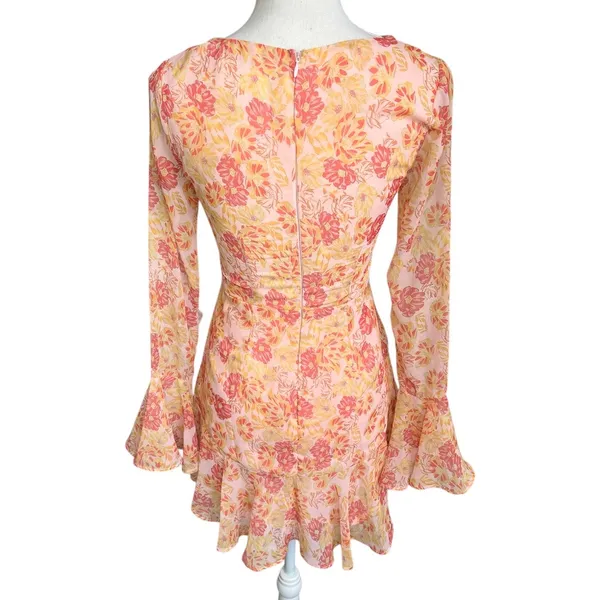 Selfie Leslie Adalia floral bell sleeve mini Dress Pink wedding feminine size S - Image 7