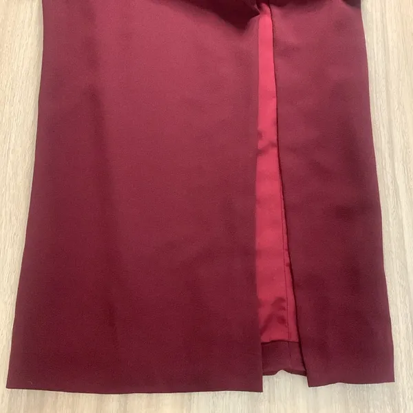 WAYF The Casey Plunge Neck Sleeveless Long Dress Burgundy Small! - Image 6