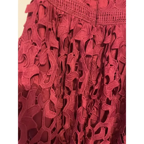 Chi‎ Chi London Midi Dress Crochet Lace Burgundy Off The Shoulder US 4 Romantic - Image 7