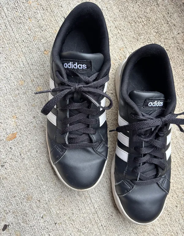Adidas Black and White Sneakers Size 8 - Image 3