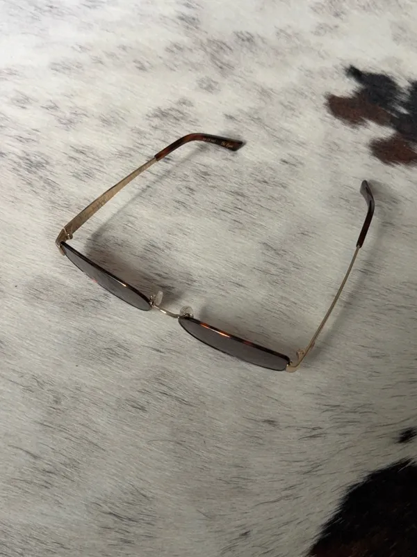 Luv Lou Sunglasses Brown Gold Rectangle - Image 2