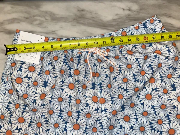 Goodfellow Blue Floral Swim Trunks Mens Large 5 Inch Inseam Shorts NWT - Image 6