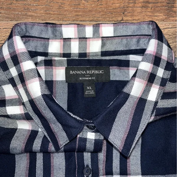 Banana Republic Boyfriend Fit Flannel Shirt - Image 6