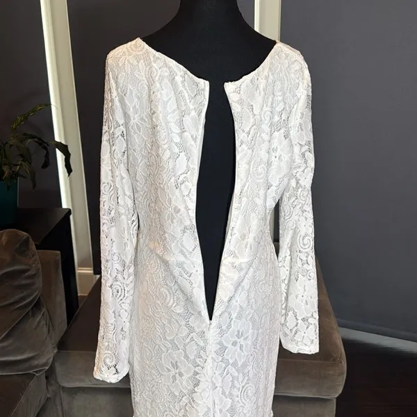 White Floral Lace Mermaid BodyCon Dress Sheer Ruffle Hem Tag XXL (U.S. L) NEW - Image 7
