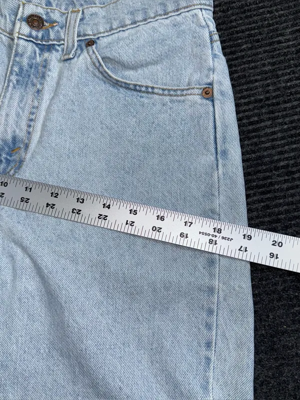 Vtg 90s Levi’s 550 Relaxed Orange Tab Denim Shorts Light Wash 27 (tag 29) Jorts - Image 11