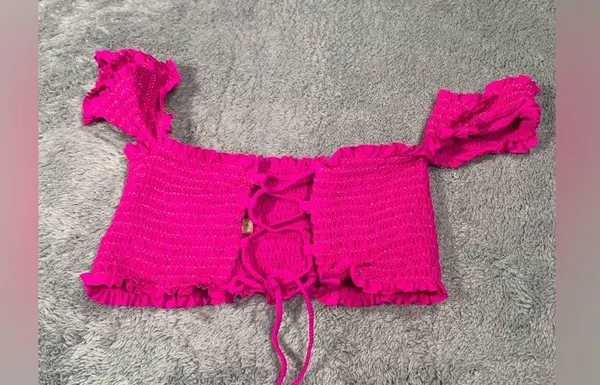 Pilyq swim top smocked sleeves fuschia pink small - Image 7
