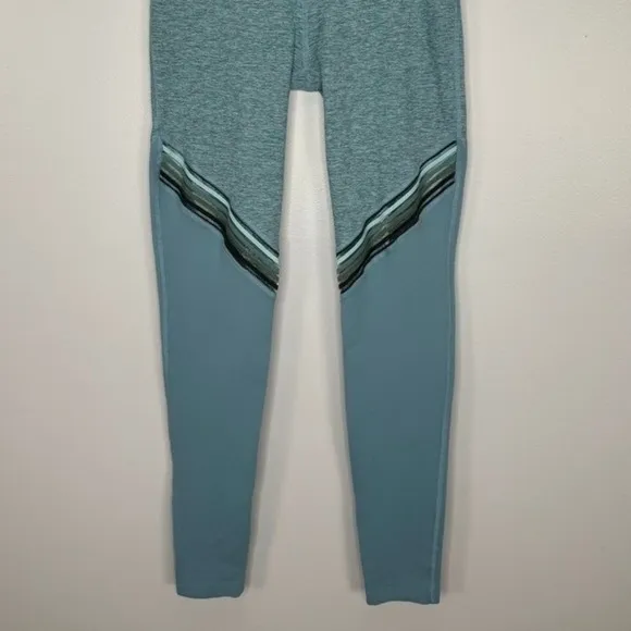 Beyond Yoga High Waist Colorblock Leggings Medium Blue‎ Seamless Stretch Active - Image 5
