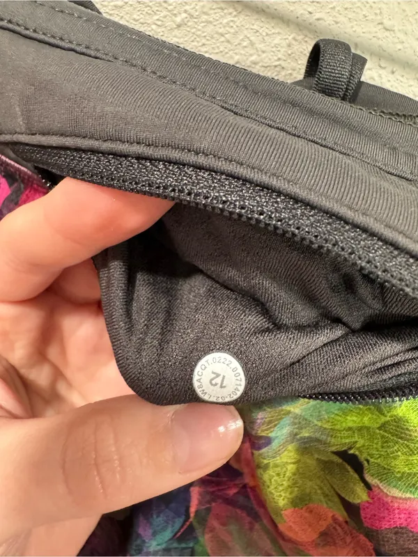 Lululemon Side-Pleat High-Rise Tennis Skirt Vivid Floral Tone Multi / Graphite - Image 7