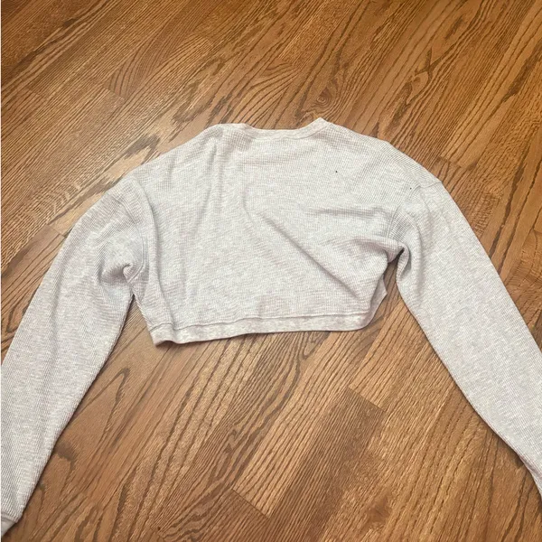 Long Sleeve Aritzia TNA Waffle - Image 3