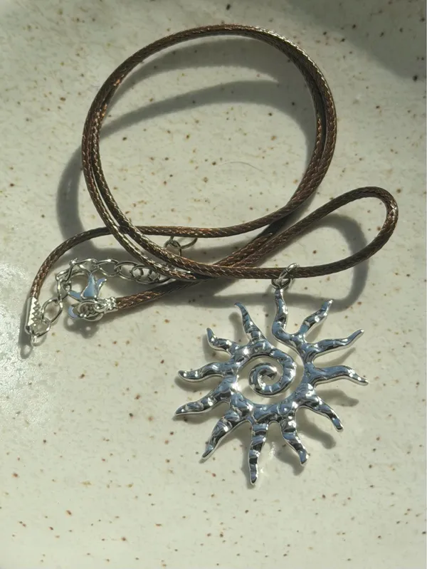 Handmade stainless steel sun boho retro vintage style necklace☀️ - Image 3