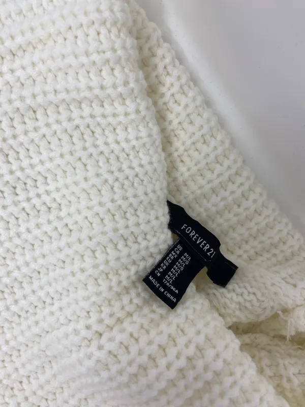 Forever 21 Cropped Sweater - Image 3