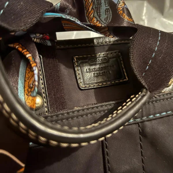 Coach‎ Hampton small nylon tote Black - Image 4