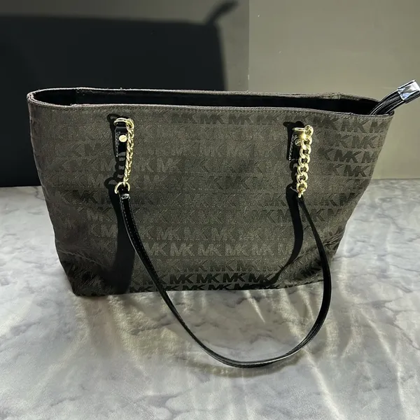 MICHAEL KORS Jet Set Chain Tote - Image 4
