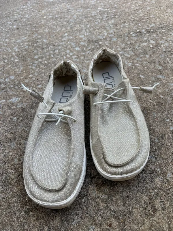 Hey Dude Wendy Stretch Sparkling Beige Shoes Womens Size 8 - Image 2