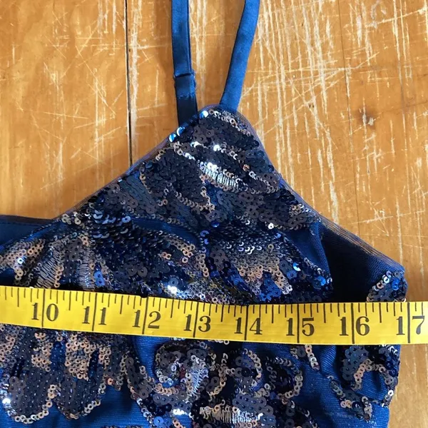 White House Black Market Blue Silver Floral Mesh Sequined Lined Camisole Size S - Image 4