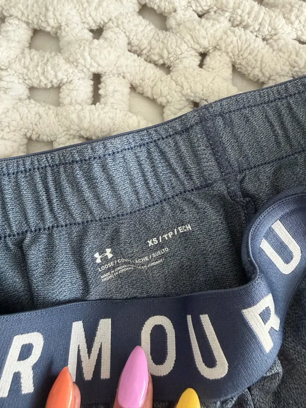 Under Armour Shorts - Image 5