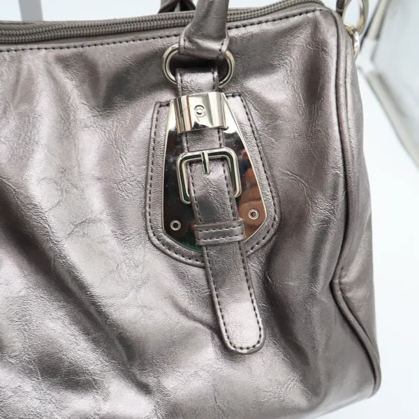 Unbranded Satchel Women Medium Pewter Metallic Crossbody Buckle Silver Excellent - Image 3