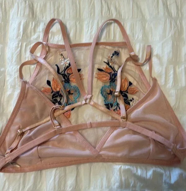 Charlotte Russe Bralette - Image 2