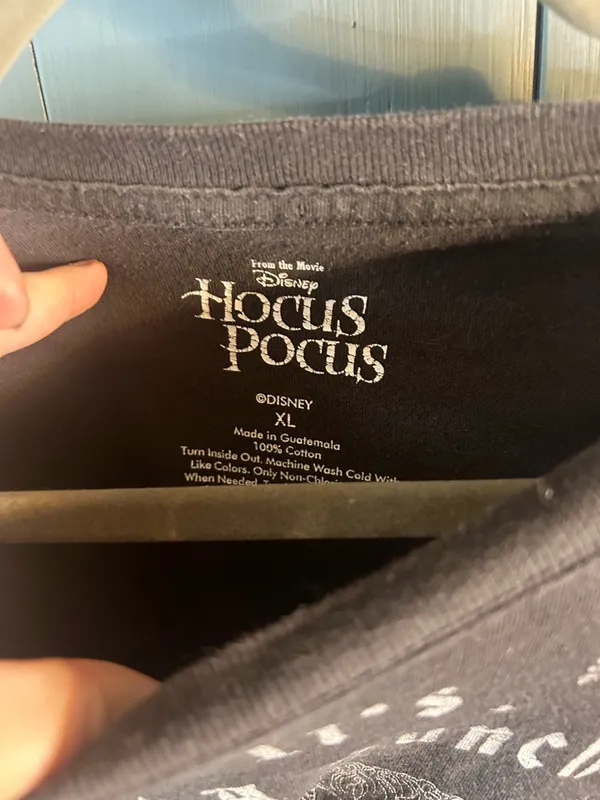 Disney Black Hocus Pocus Graphic Tee | Size XL Halloween - Image 3