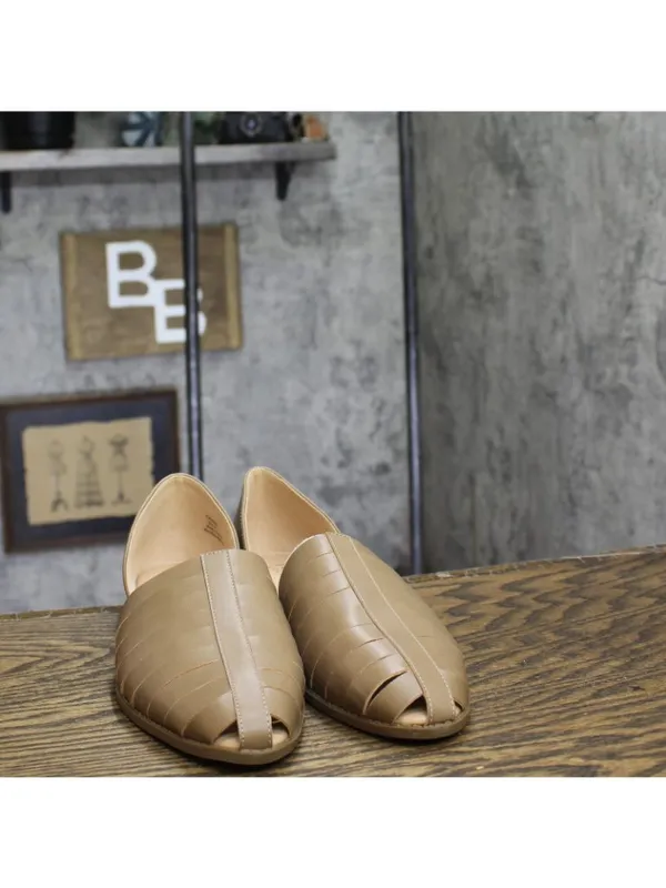 NWT Journee Collection Womens Anyah Flats Caged ANYAH Taupe Brown 10M - Image 4