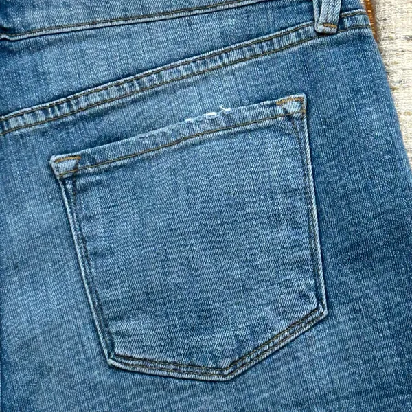 FRAME Denim Le Cutoff Distressed Raw Hem Denim Shorts - Image 11