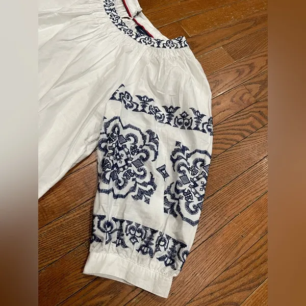 Tommy Hilfiger White and Blue Embroidered Blouse - Image 4
