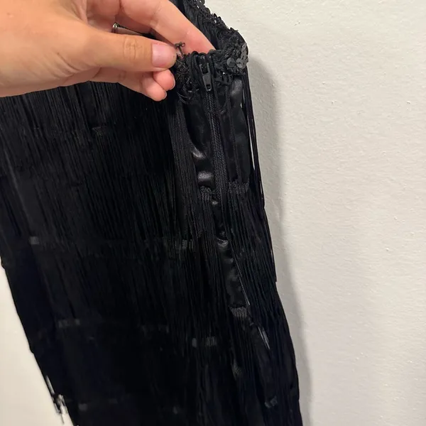 Flapper fringe dress Halloween costume! Black fringe, mini dress size medium! - Image 6