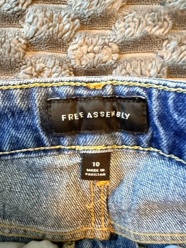 Free Assembly Walmart Denim Shorts - Image 2