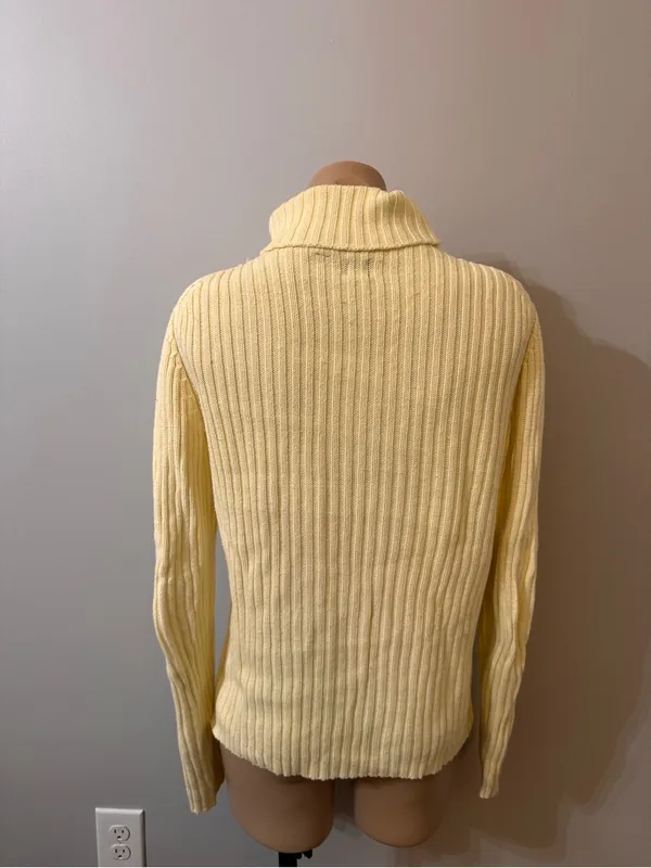 GAP Ribbed Butter Yellow Turtleneck Sweater 90s mom 1999 Medium - Image 3