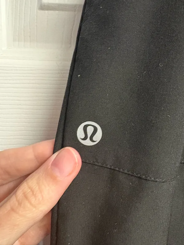 Lululemon Joggers W/ Adjustable Waist Size Small - Image 3