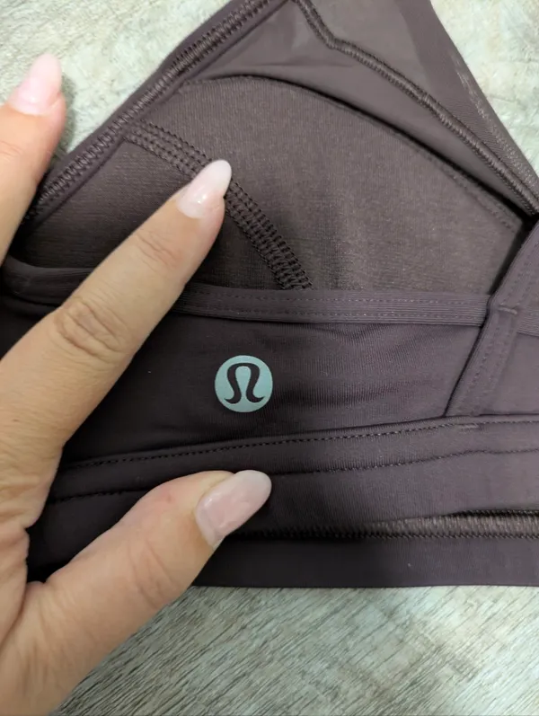 Lululemon Anew Bra Size 6 - Image 4