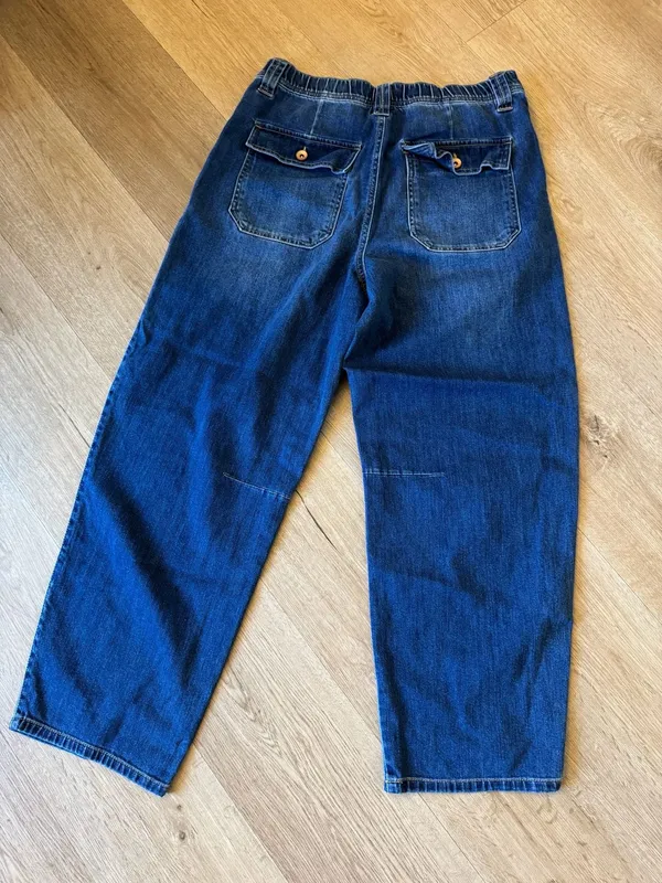 Sanctuary Clothing Women's Mid-Rise Utility Barrel Leg Jeans with Patch Pockets - Image 4