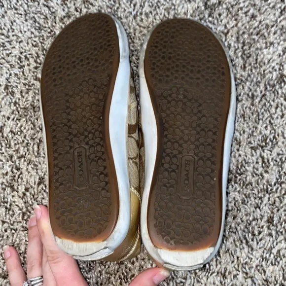 Coach women’s Beale Signature Slip On Loafer Sneaker size 7‎ - Image 7