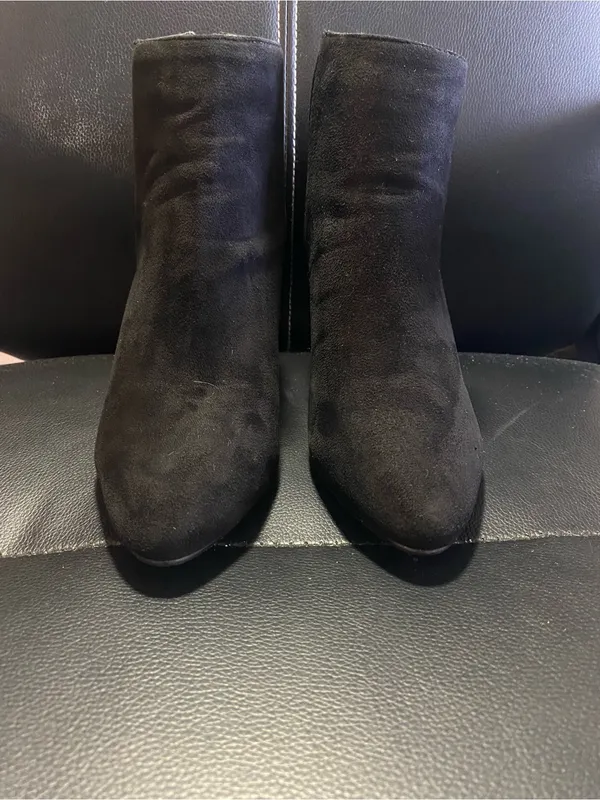 So Me Women's Black Suede Ankle Booties Chic Block Heel Size 7 - Image 4