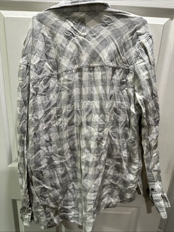 Abercrombie & Fitch Gray and White Plaid Shirt - Image 3